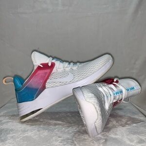 Nike Air Bella TR 2 'Blue Fury' women’s size 7.5